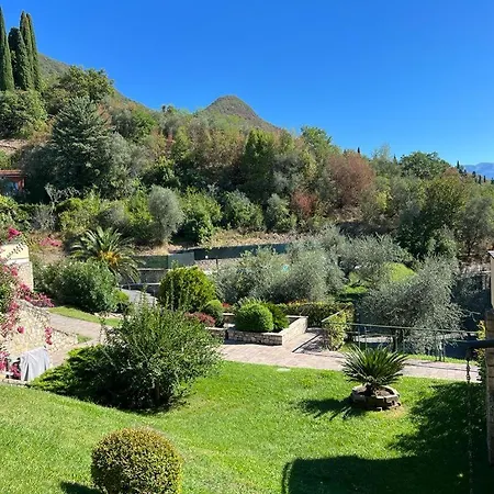 Apartment Vittoriale - Pool And Parking