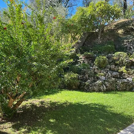 Vittoriale - Pool And Parking Apartment *